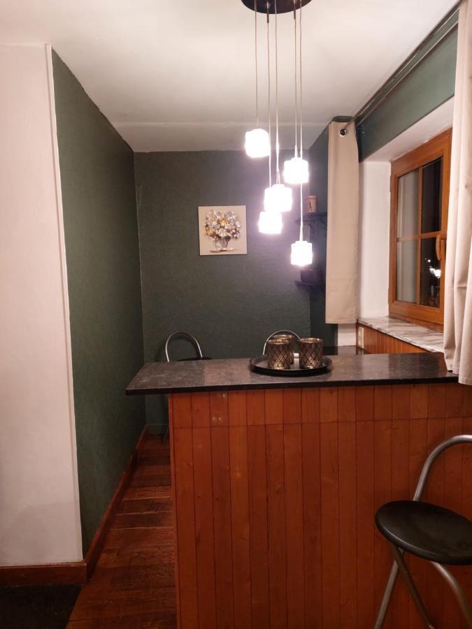 Apartament Aux Trois Petits Cochons Hotton Zewnętrze zdjęcie