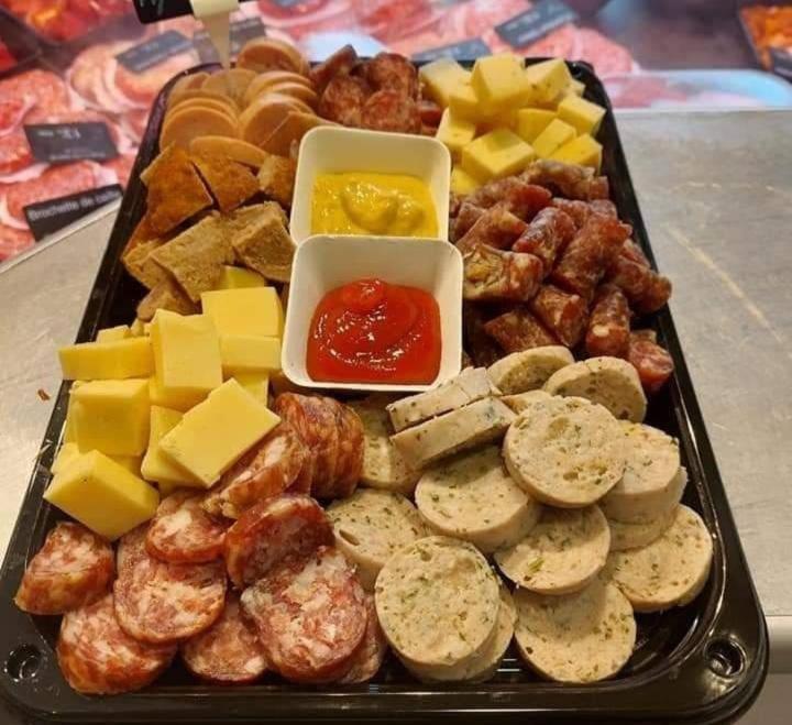 Apartament Aux Trois Petits Cochons Hotton Zewnętrze zdjęcie