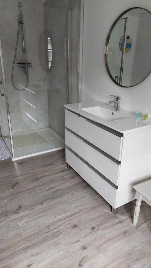 Apartament Aux Trois Petits Cochons Hotton Zewnętrze zdjęcie
